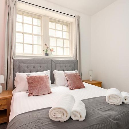 2 Bedroom Royal Mile Apartment 爱丁堡 外观 照片